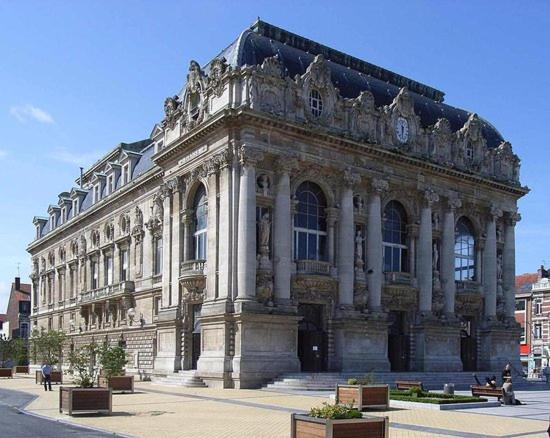 La Maison Du Bonheur Hébergement de vacances *